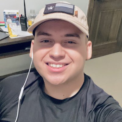 alex_barrera23's tweet photo. #NewProfilePic https://t.co/FyFc64ohya