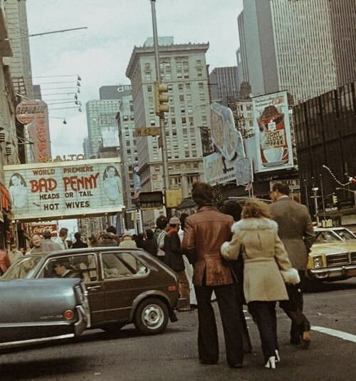 harrymoonchild's tweet photo. Harry Styles - Summer of '72 https://t.co/OHz0HZjH96