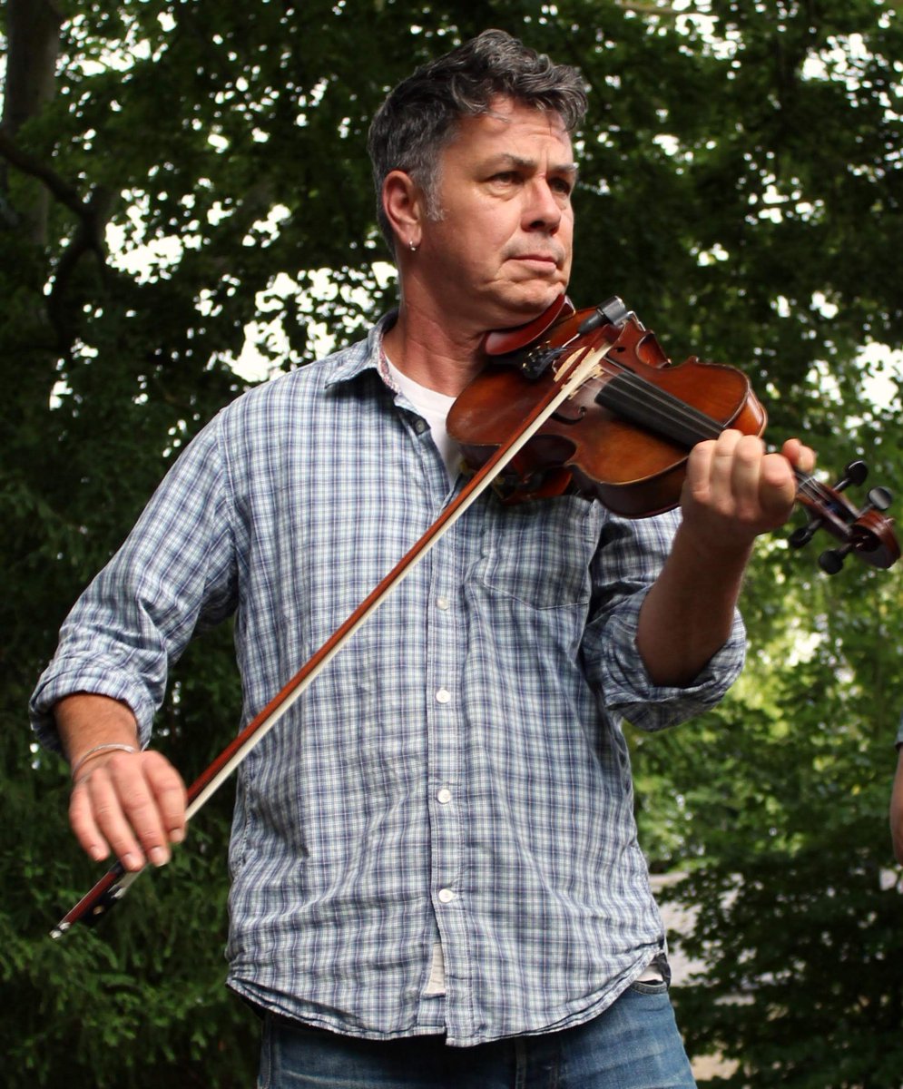 Burwell_Bash's tweet photo. Have a #SoulfulSaturday from #JockTyldesley and everyone at #BurwellBash.
#Fiddle #Cajun #hot #apalacian #oldetime #oldtime #american #bluegrass #tune #music #folk #trad #music https://t.co/CgrmM2SbzU