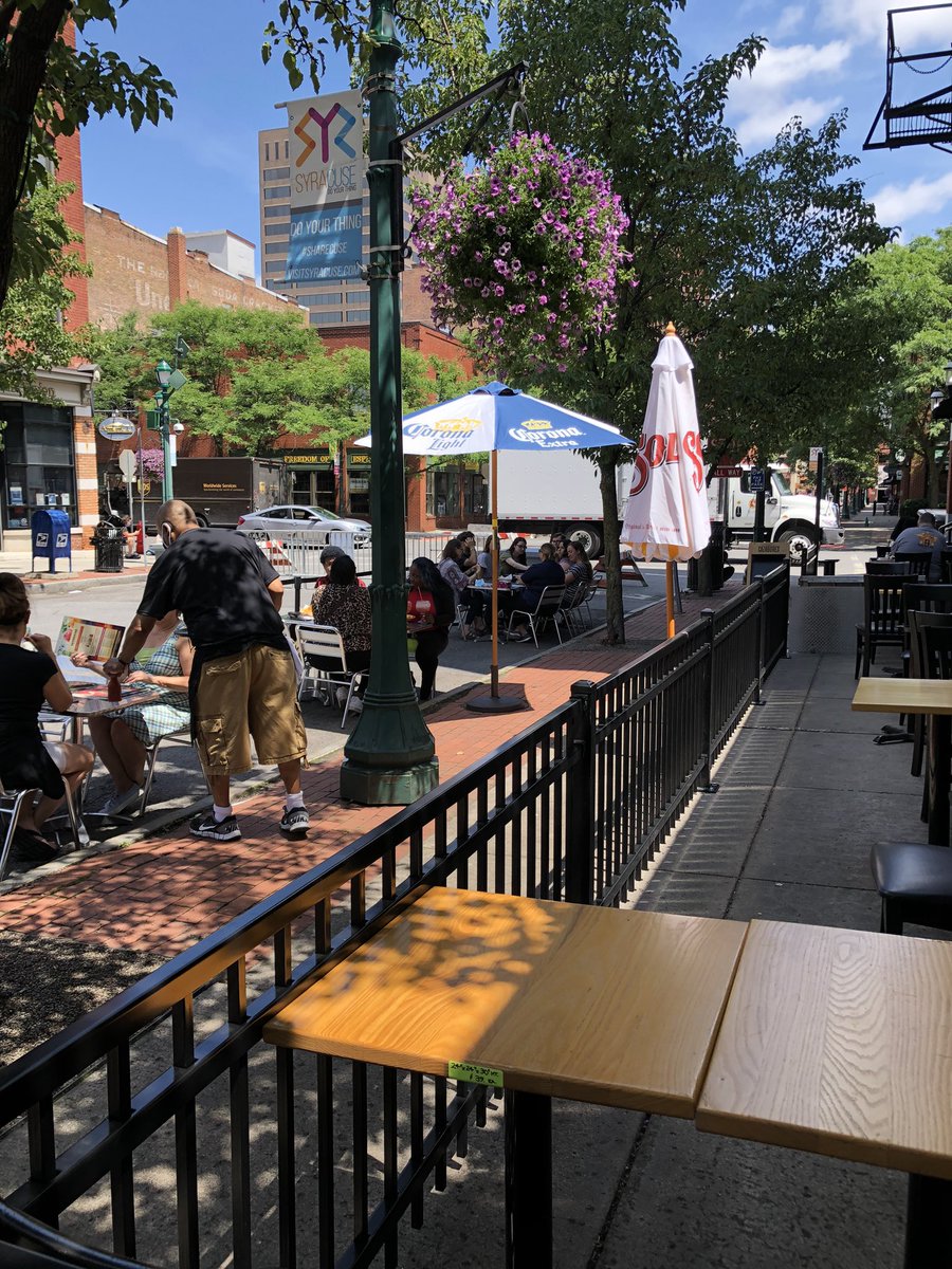 neilmburke🚸 tweet media