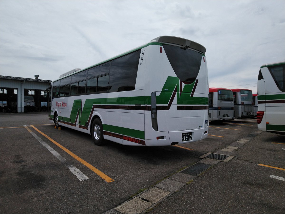 新潟200か1312(新潟交通観光バス潟東) 今年度潟東に初導入された新型 