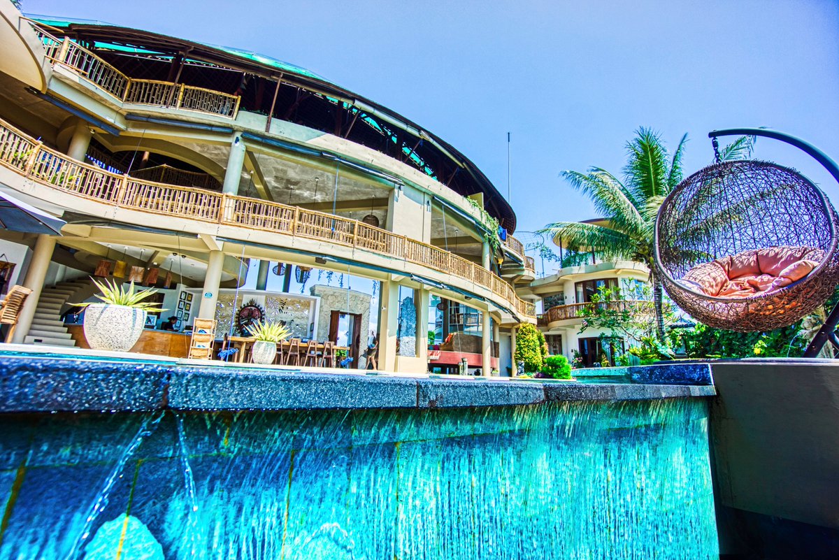 TheFloatingLeaf's tweet photo. #CovidClean #SafeStayPromise #reemerge #WeMissYou #wereReady4you #heretohelp  #quarantineYoga #StaySmartStaySafe #Balistrong  #SafeHands  #wellbeingretreats   #supportHealthcareWorkers #floatingleaf #walkinfloatout https://t.co/XJInnJjO0E