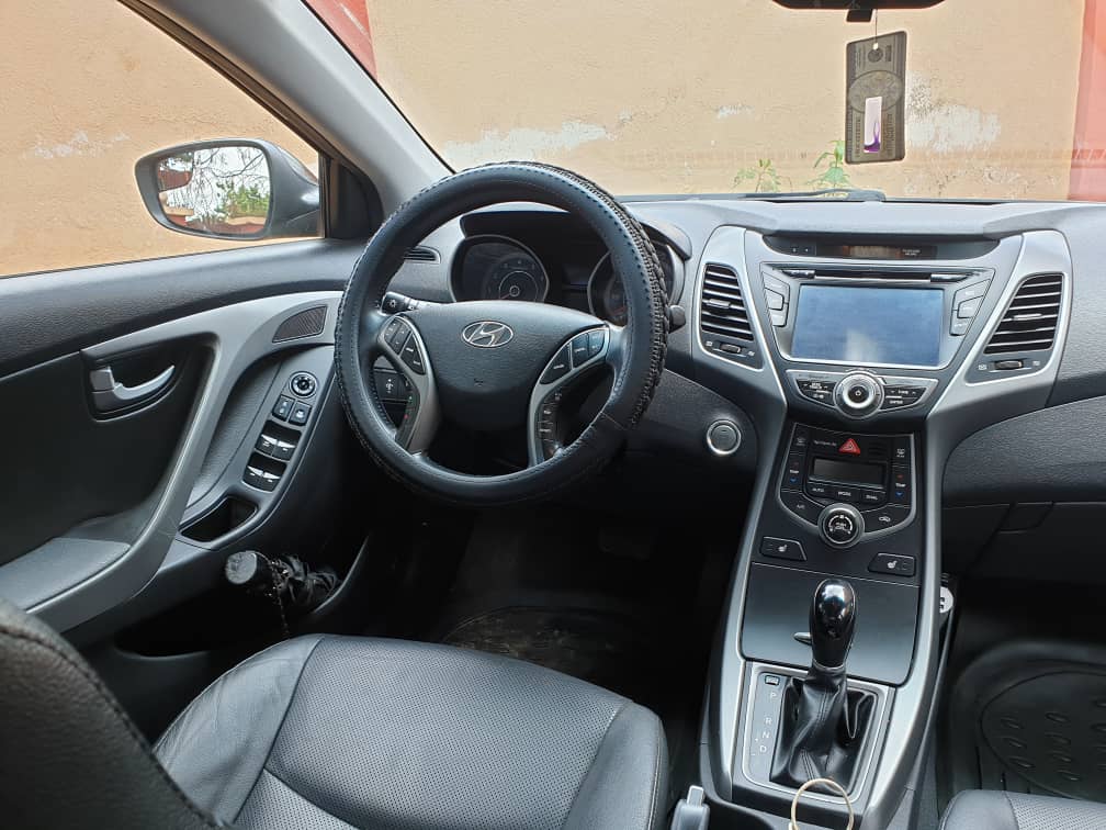 Erns_autos's tweet photo. 2014 Hyundai Elantra (Limited)
1.8L 6speed Automatical
Sunroof
Dual zone climate control
Reverse camera
Dynamic Driving Modes : Normal, Comfort, Sport
Ghc 67000
DMs are open. Like and Retweet ๐
#ErnsAutos #YouNeedACarToo https://t.co/OA08KhbReJ