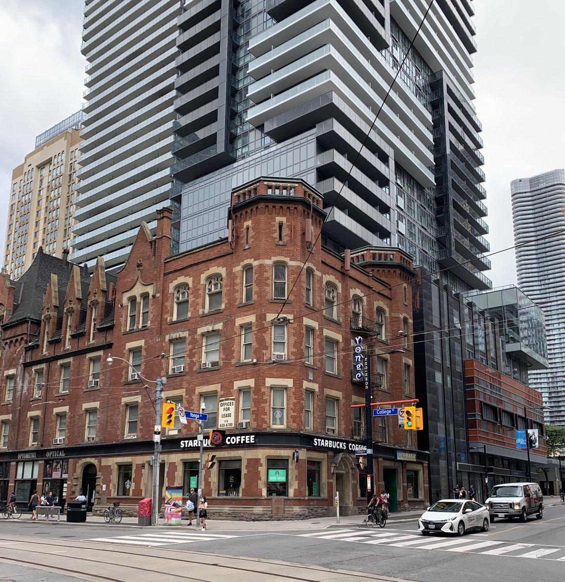 And this, well.  @GCarchitects  @CanderelRes return with a sequel to Aura.  @YCcondos. It’s even worse. In the foreground, an Oddfellows Hall, Dick & Wickson 1892. 16/