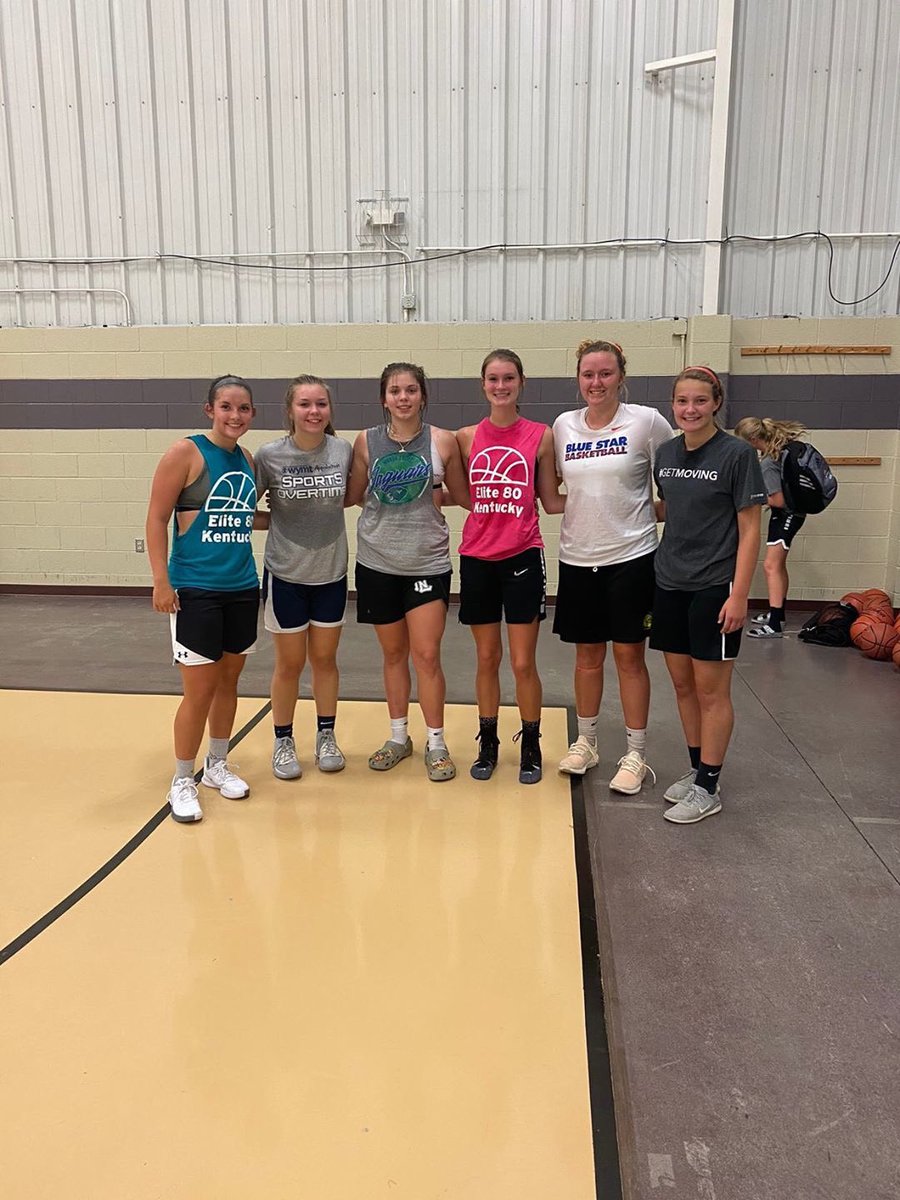 caylan_mills's tweet photo. Had a fun time at @Elite80WBB 
Also glad I got to compete with my fellow Kentucky girls! ❤️🏀 https://t.co/xj3pexLeGo