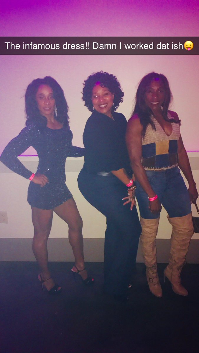 fitnessdiva3000's tweet photo. #datdress https://t.co/0UDwecg9cJ