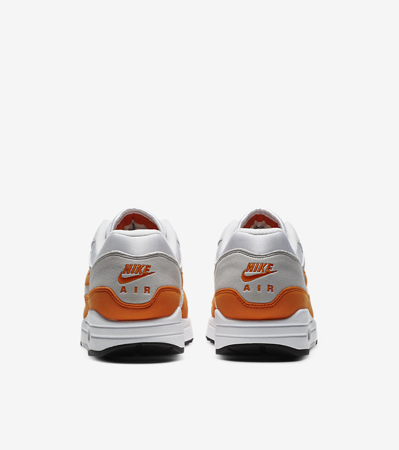 SOLELINKS's tweet photo. Nike Air Max 1 'Total Orange' official images https://t.co/Fwe7sy3UAH