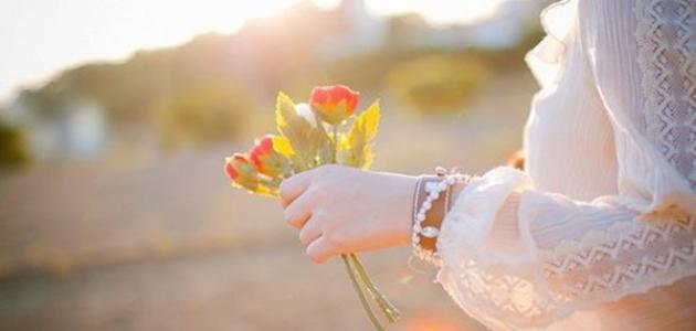 من أجمل ما قيل بالتفاؤل :

لعلّ الإبتلاء الذي لاتحبّه يقودك إلى قدرٍ جميل لم تحلم بِه.♥️