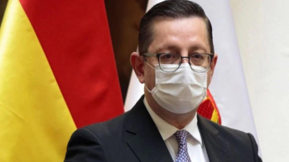 #CabildeoDigital #Sedes de la Gobernación de Santa Cruz informó que durante la jornada, el ministro de Economía y Finanzas, <a href="/OscarOrtizA/">Oscar Ortiz Antelo</a> presentó una evolución favorable ante el suministro de Plasma Hiperinmune.