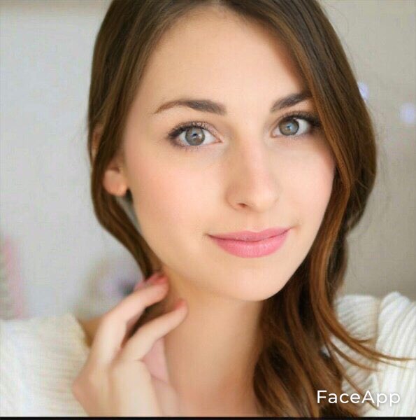 APambisita15's tweet photo. Puse a Lizy y Dalas en faceapp para ver cómo se veían combinados y 😳 nuevo crush desbloqueado https://t.co/GCpkdln2rP
