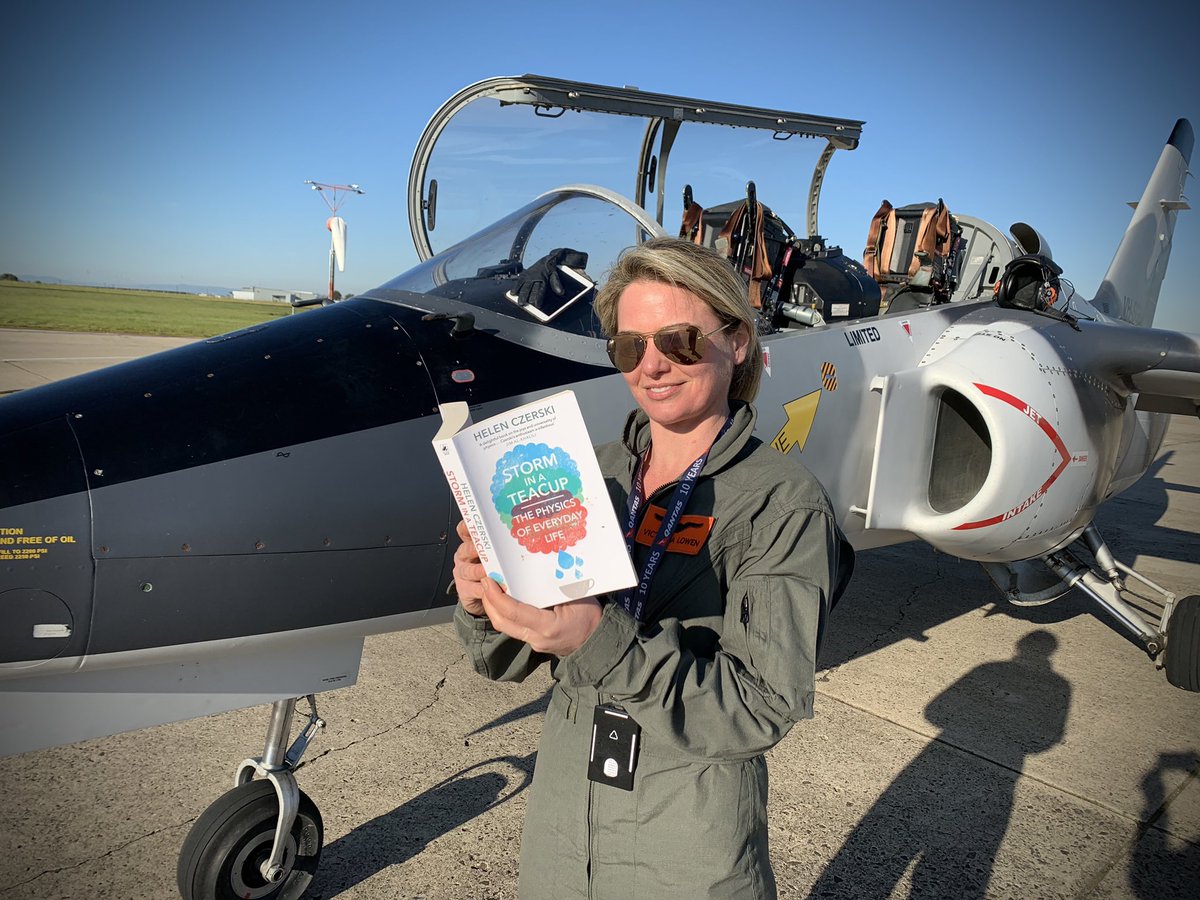 StephenGale201's tweet image. Tori checking out @helenczerski #storminateacup prior to a flight over Melbourne. Unfortunately (fortunately too) we aborted the flight due to a massive hydraulic leak detected on the ground (spotted by good eyes of following a/c). Preparation and caution pays!