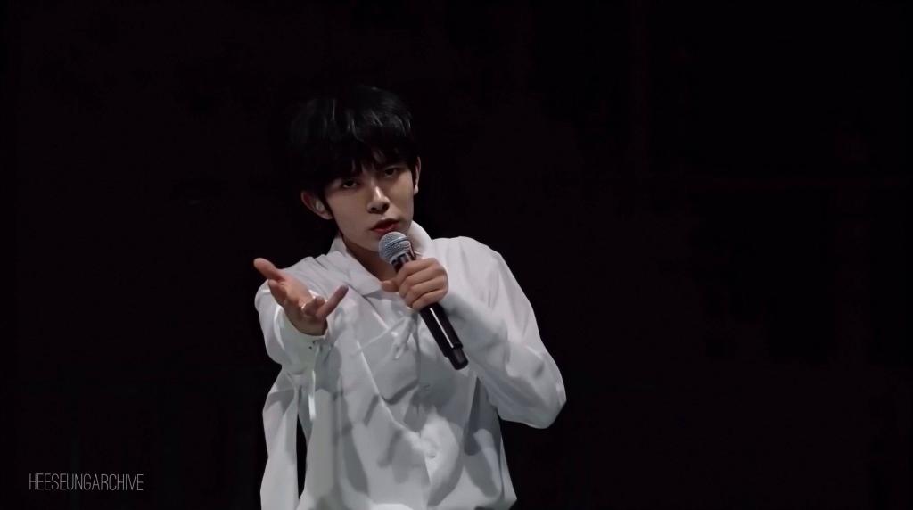 LeeHeeseungPH's tweet image. [📸] 200718 Heeseung FanCam | Performing "Butterfly" by BTS

He is indeed the ACE👍

Go check out his performance (fancam) in YouTube.
🔗youtu.be/t3MwkpyHwaQ

©️ heeseungarchive

#ILAND_EP4 #Mnet #엠넷 #ILAND #I_LAND #아이랜드 #HEESEUNG #희승 @mnetiland

🐰