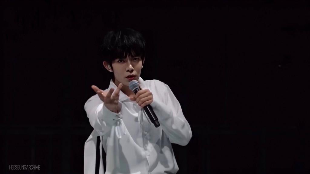 LeeHeeseungPH's tweet image. [📸] 200718 Heeseung FanCam | Performing "Butterfly" by BTS

He is indeed the ACE👍

Go check out his performance (fancam) in YouTube.
🔗youtu.be/t3MwkpyHwaQ

©️ heeseungarchive

#ILAND_EP4 #Mnet #엠넷 #ILAND #I_LAND #아이랜드 #HEESEUNG #희승 @mnetiland

🐰