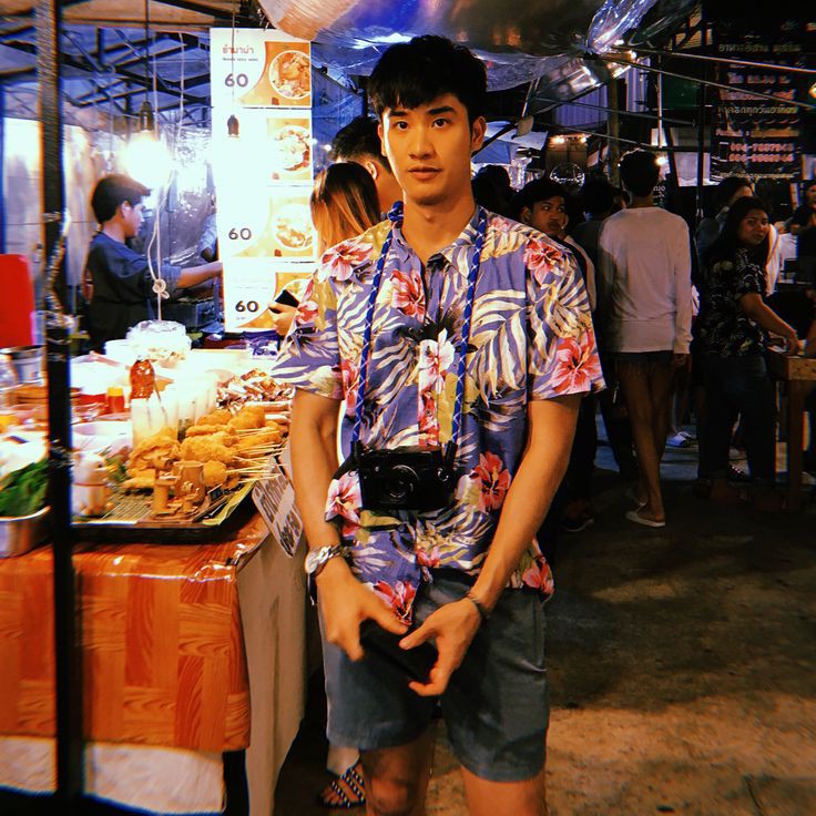 he'll help you with groceries like every boyfriend would do! #Tawan_V  @Tawan_V