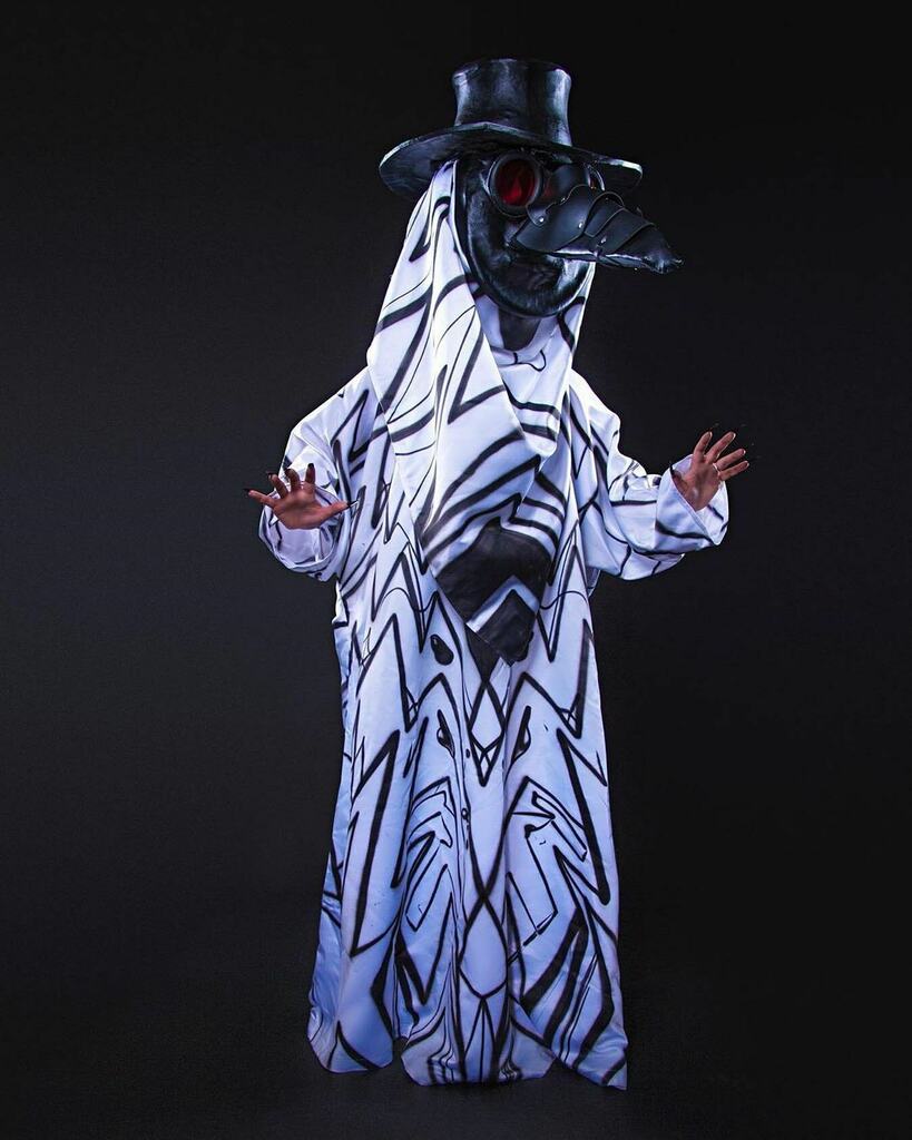 DiegoMontoya3D's tweet photo. Custom plague doctor look for the brilliant @miz_cracker 🖤
📷 @davidayllon https://t.co/pd3VuMjrwD https://t.co/aRsskf6B0w