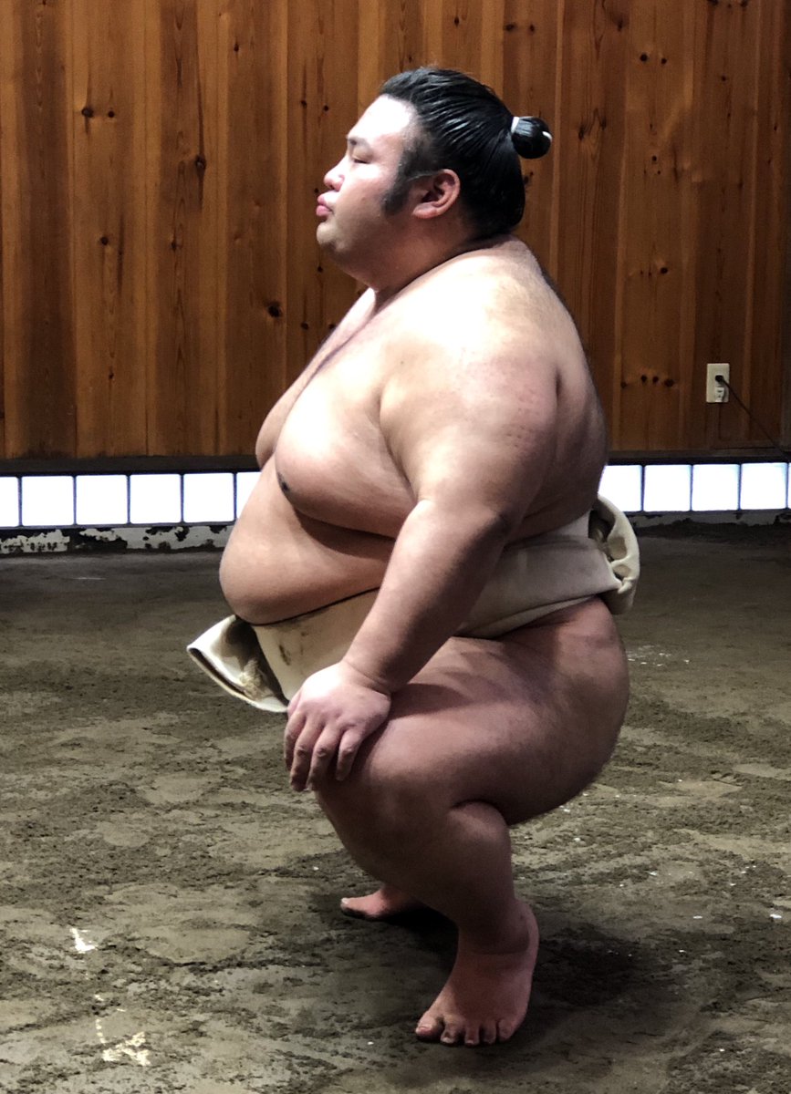 常盤山部屋 東大関 貴景勝 光信 たかけいしょう みつのぶ 兵庫県芦屋市出身 平成8年8月5日生まれ 常盤山部屋 東大関 貴景勝 光信 たかけいしょう みつのぶ 兵庫県芦屋市出身 平成8年8月5日生まれ