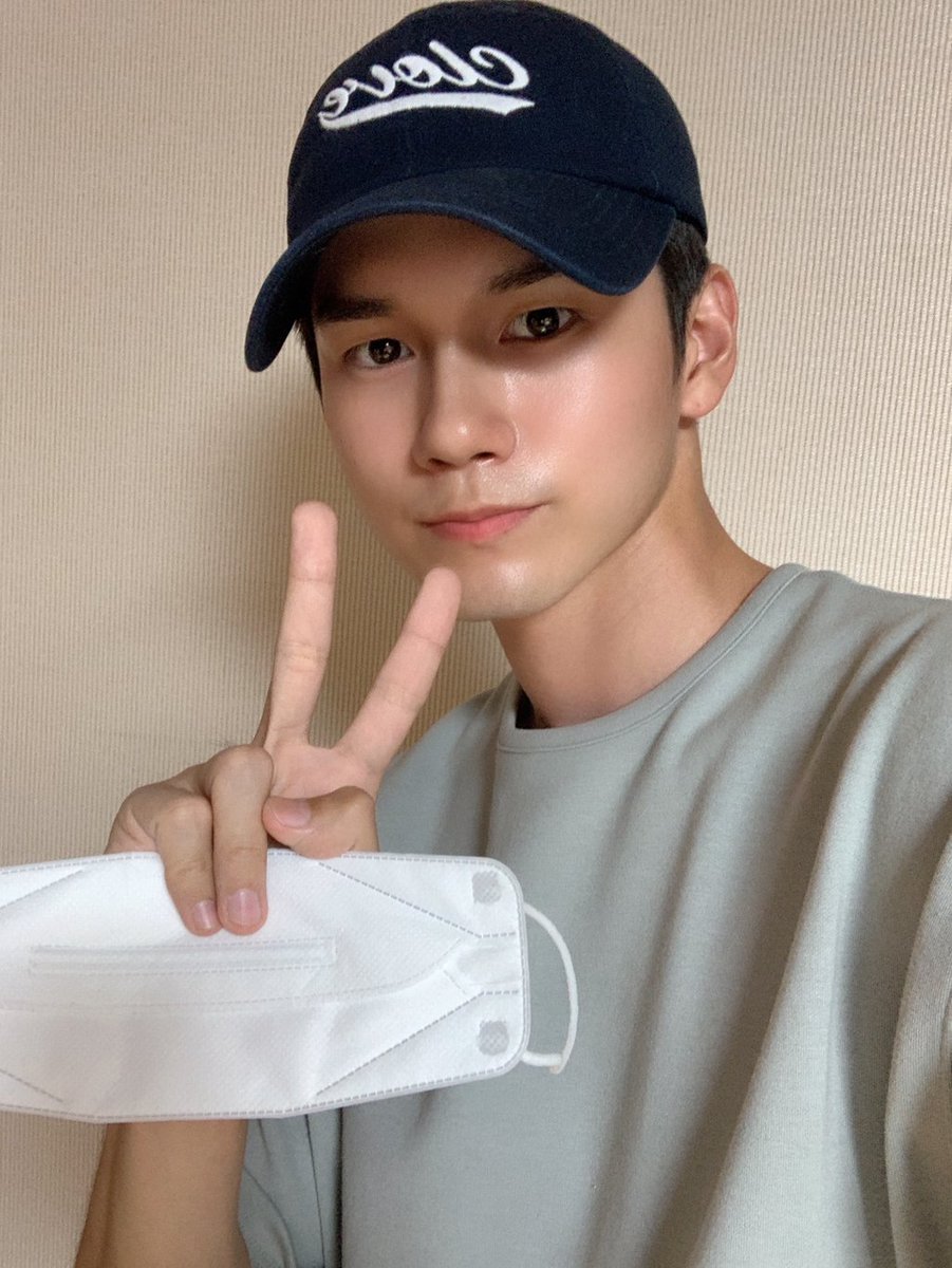 tbonwyW1's tweet photo. 200718 #옹성우 #ONGSEONGWU https://t.co/AkYaLS1rbx