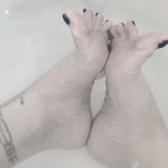 https://t.co/IB0J4Bt2HL       #feet #wetFeet #footnight @realfootnight https://t.co/1034SEq590<a href="/tag/feet"class="tags">#feet</a><a href="/tag/wetfeet"class="tags">#wetFeet</a><a href="/tag/footnight"class="tags">#footnight</a>
