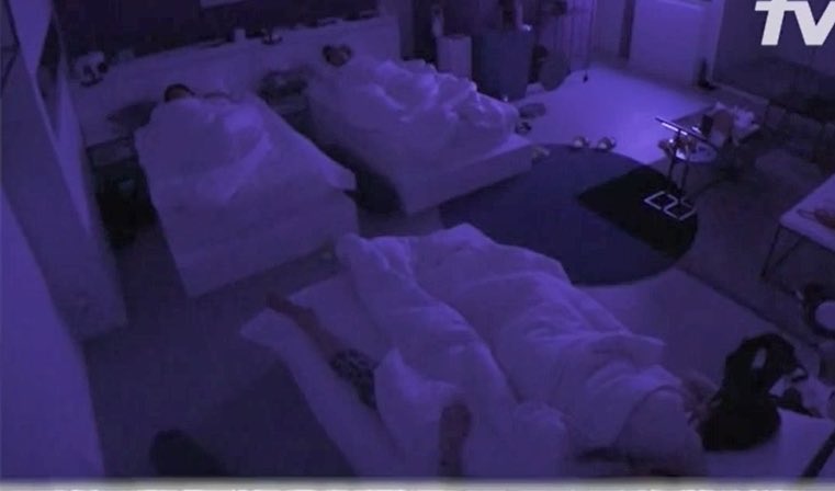 themoonblue_'s tweet image. นอนด้วยกันเกือบทุกคืน
นอนด้วยกันเกือบทุกคืน
นอนด้วยกันเกือบทุกคืน

สังเกตจากกางเกงที่เจคใส่ 🥺🥺 อมกกกก ความสัมพันธ์ของพวกหนูมันน่ารักมากๆ 🥺🥺
#ILAND_EP4 
#เจคฮุน