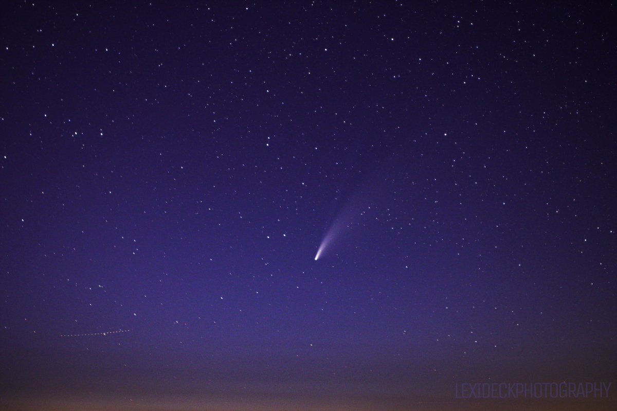 thewondertears's tweet photo. comet neowise 7/17/20 ✨💫✨ https://t.co/HVC5ZOclne