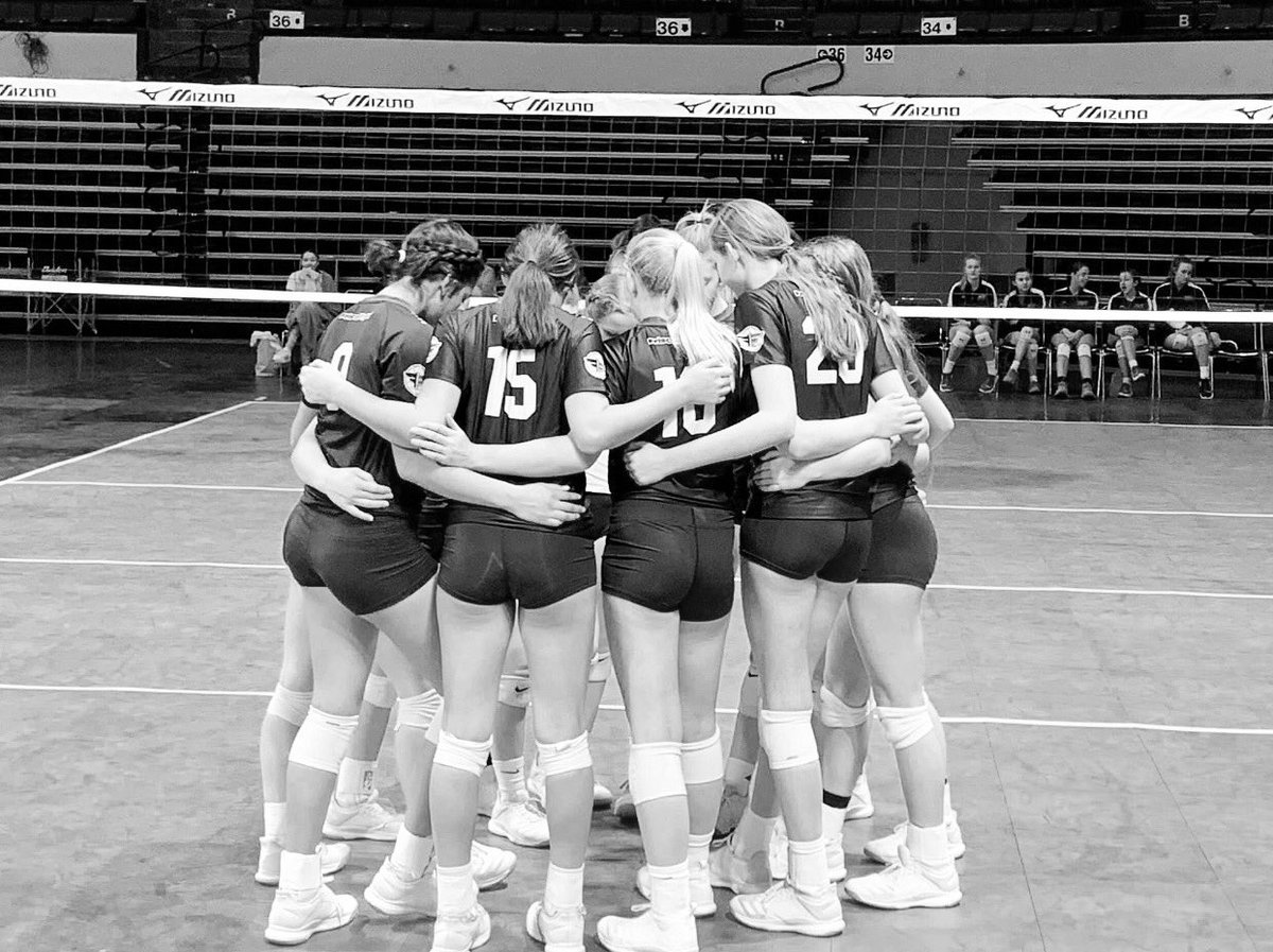 FFVBC's tweet photo. ♦️TRYOUTS♦️ Check it out! 
Come join one of the largest and most competitive volleyball clubs in the country! Club tryouts start next week. Evaluations will continue until all teams are filled.

AGES 15-18: July 25 &amp; 26

➡️https://t.co/IUIO7LNeTY⬅️
For all dates and times! https://t.co/LbcHCkxm7I