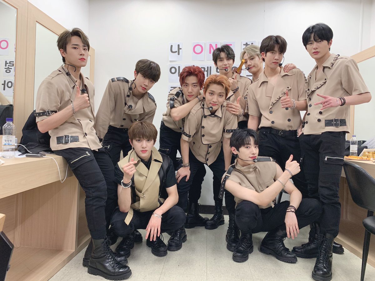GoldenChild's tweet photo. [📺] PM 01:00 아리랑TV에서 방송되는 'Simply K-Pop' 많은 시청 바랍니다.

#GoldenChild #골든차일드
#Take_A_Leap #ONE #Lucid_dream#심플리케이팝 https://t.co/AKMH3XNqcd