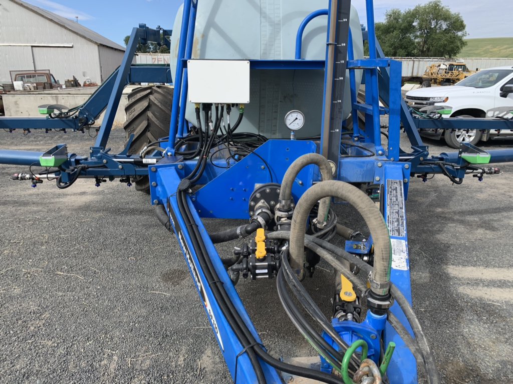 VantagePNW's tweet photo. Another WEEDit Quadro ready to hit the Palouse!! https://t.co/qhtkAJvCUy