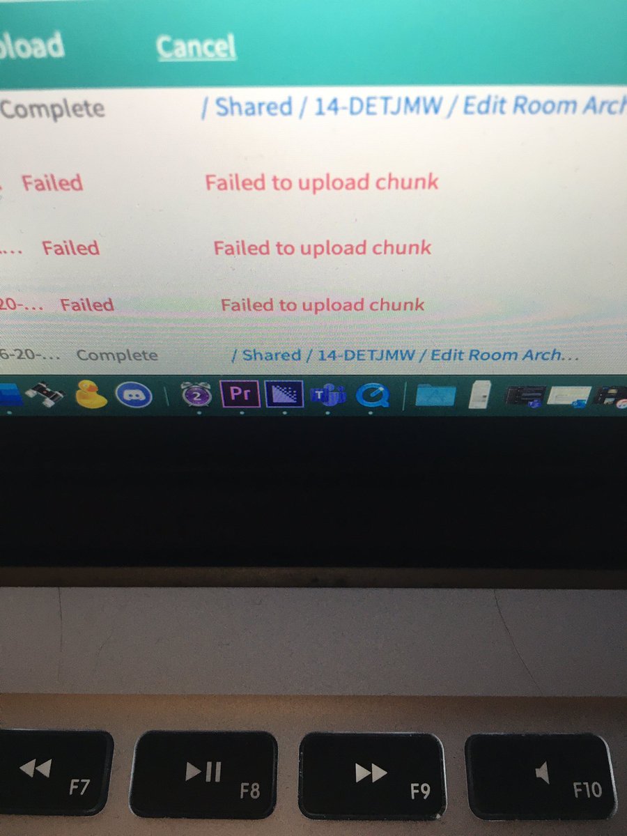 GirlFromMars03's tweet image. Rude. You’re the chunk for not even being able to upload my files! 😡 #VideoEditorProblems