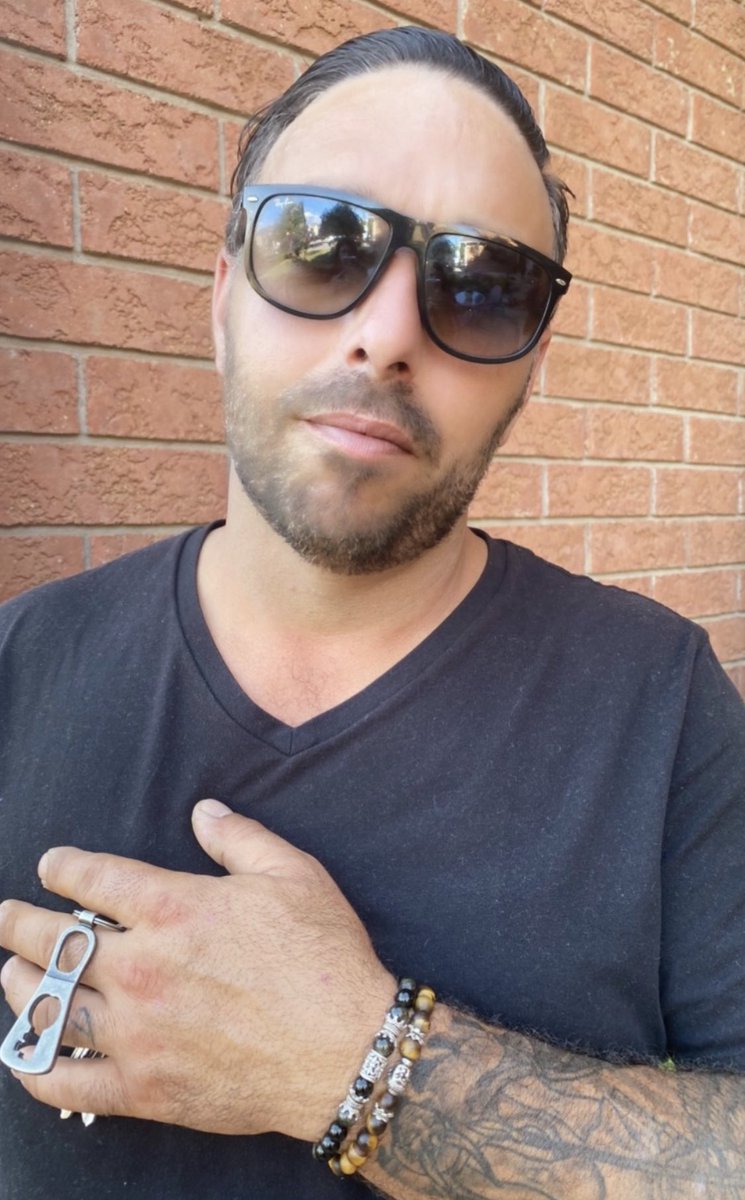 Cool vibes 😎 <a href="/BenheartUSA/">BenheartUSA</a> <a href="/Benheartitalia/">BENHEART</a> beaded bracelets.  #Bracelets #ItalianBrand #BenHeartUSA <a href="/KatherineKellyL/">Katherine Kelly Lang</a> <a href="/dzoida/">dominique zoida</a>