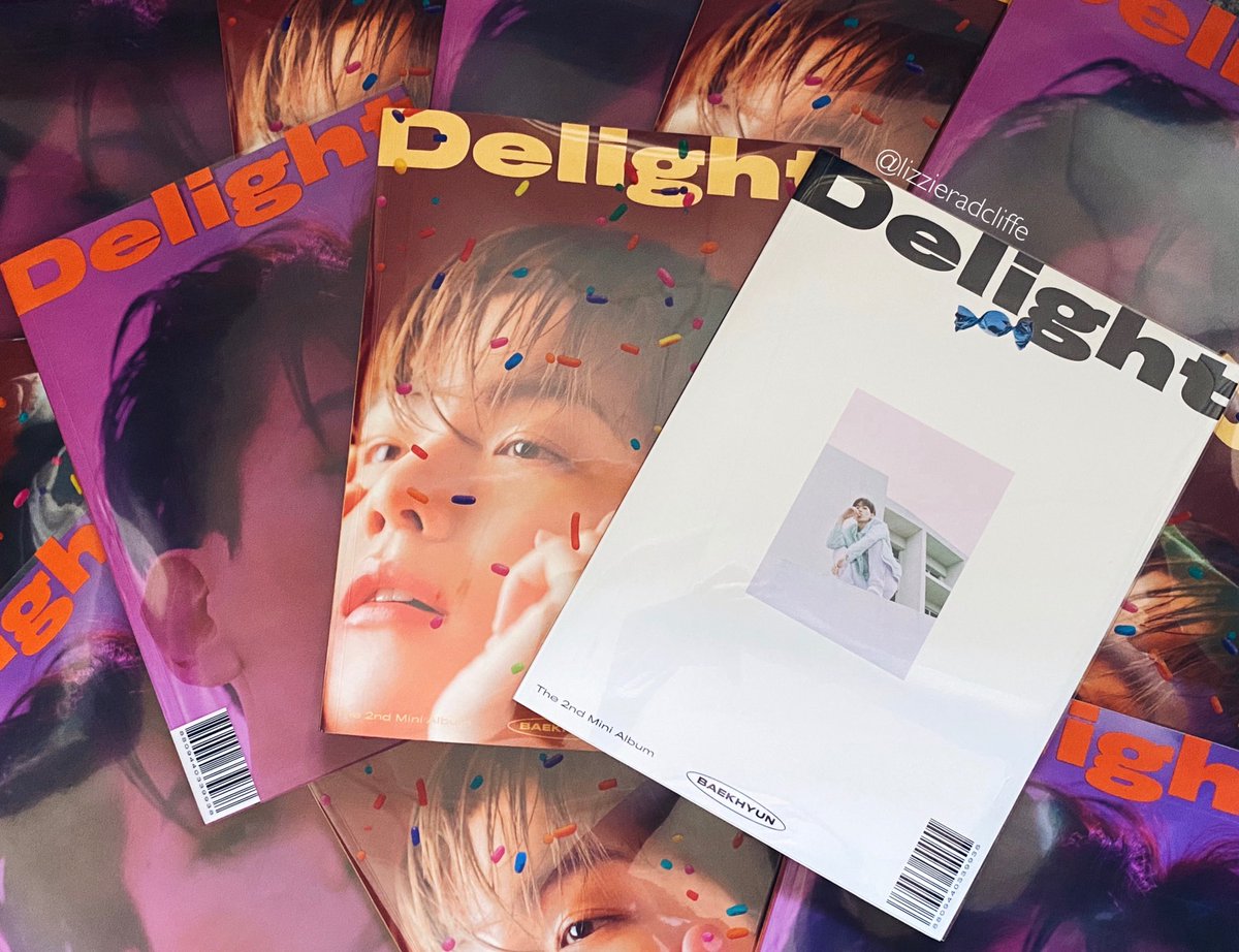 lizzieradcliffe's tweet photo. ✨Giveaway✨Long overdue but I’m back with my occasional giveaway ☺️ This time, it’s one unsealed random version of Baekhyun’s Delight Album! Just follow me, RT &amp; Like this tweet 🍀

🍬1 winner (album includes pc etc)
🍭Worldwide
🍬Free shipping
🍭Ends 25 July

#BAEKHYUN https://t.co/p1ujDs6ZvB