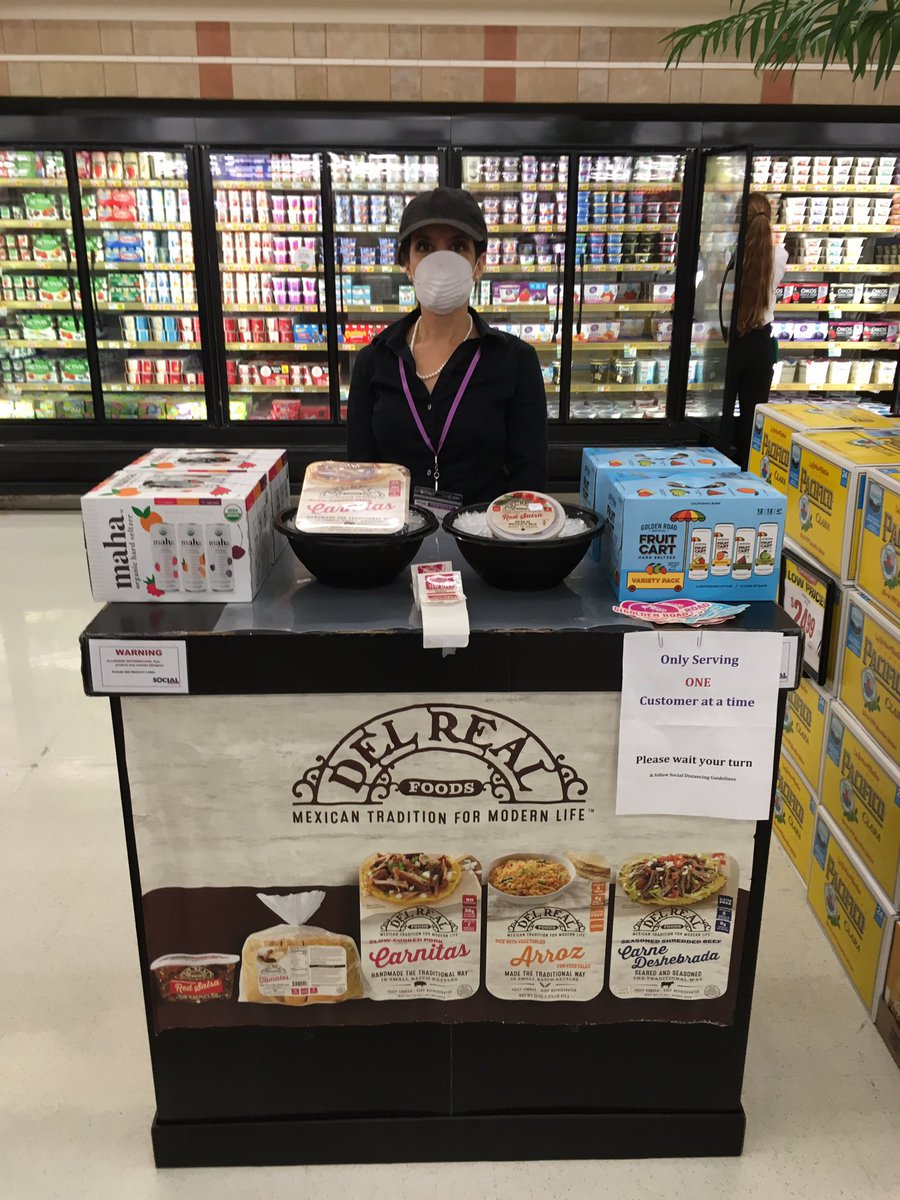 khorshid_t's tweet photo. My event for #DelRealFoods, #Maha Organic Hard Seltzer and Golden Road Hard Seltzer today at Stater Bros, 1048 N El Camino Real, Encinitas, CA!  #DelReal #DrinkMaha #Goldenroadbrew #anheuserbusch #staterbros #socialsampling https://t.co/cWK8JSq8oU