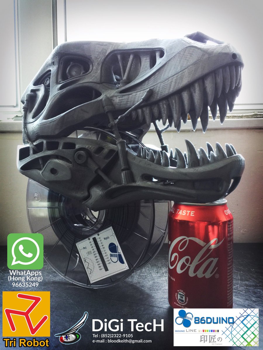 BloodKeith's tweet photo. Coca-Cola too small https://t.co/BfoOqkMmrk