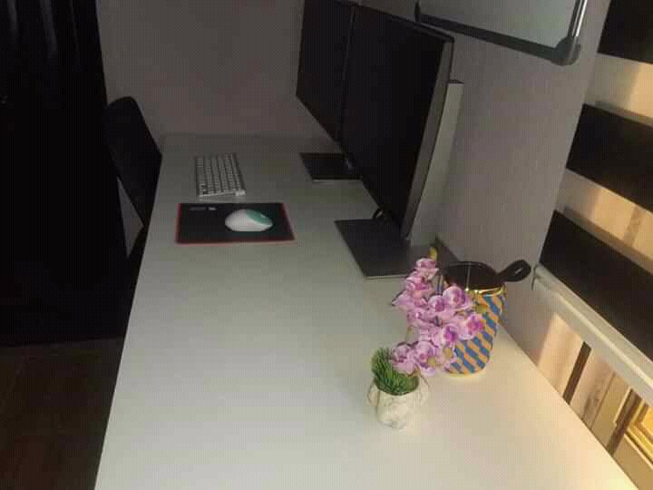 SoniaStyleCodes's tweet photo. Workspace challenge!!!
My little station. Still putting more efforts to make it look great.
You can as well share your's in the comments.
#100DaysOfCode
#100DAYSOFGADS2020
#womenintech
#JosTechGirls
#ShowScreenSaturday https://t.co/HY3m4kk4mp