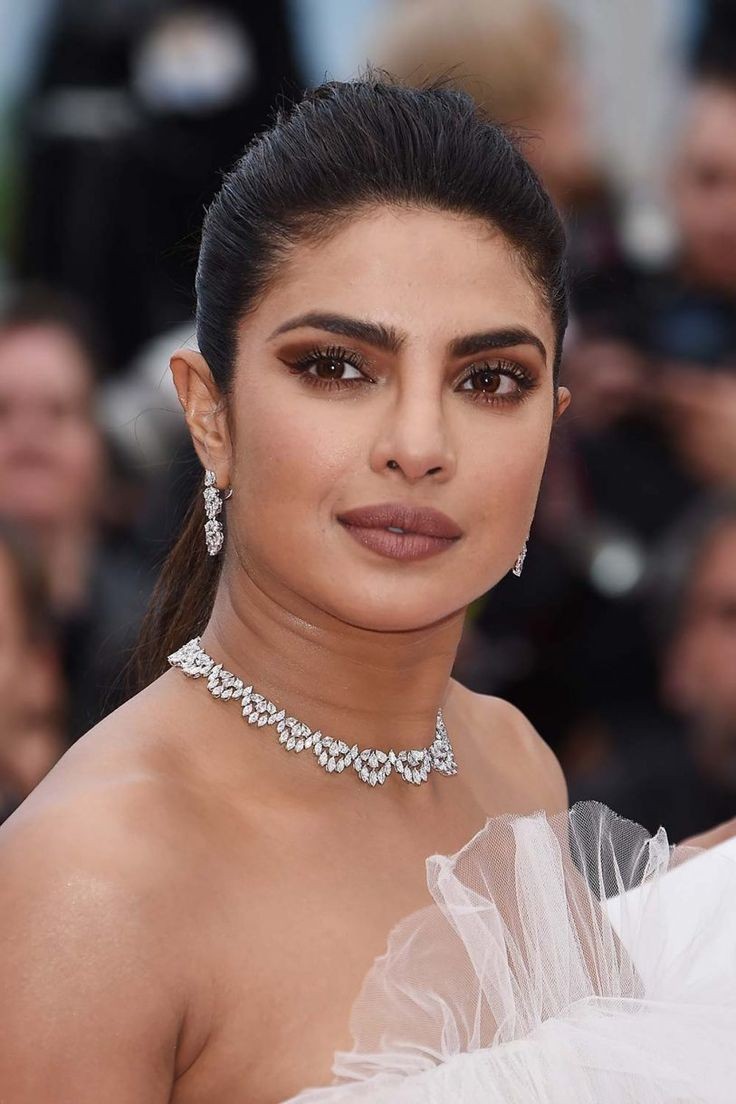 dotcom_filmy's tweet photo. Ain't nobody like our desi girl ❤ Here's wishing @priyankachopra a very happy birthday!

#HappyBirthdayPriyanka #HappyBirthdayPriyankaChopra https://t.co/FDbUuGmpls