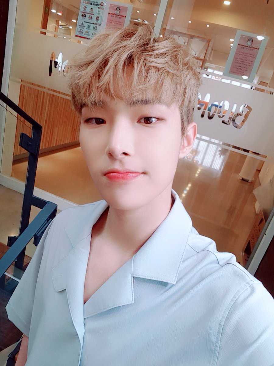 ATEEZofficial's tweet photo. [#민기] 내가 더 보고 싶다 에이티니 ㅎ.ㅎ.ㅎ
#ATEEZ #에이티즈 https://t.co/CPsXWOfnzv