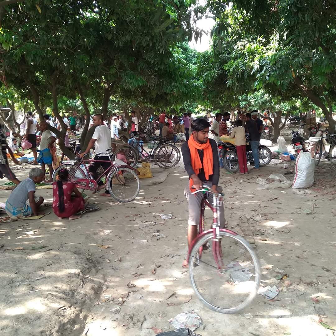 MDPrintingNoida's tweet image. कुढ़नी , मुज़फ्फरपुर :-  लॉक डाउन या अनलॉक
--
वैश्विक महामारी कोरोना से त्रस्त होकर सरकार ने लॉक डाउन की प्रक्रिया अपनाई , जो स्वागत योग्य हैं । परंतु सख्ती जरूरी है 
#NitishFailedCM @NitishKumar @SushilModi