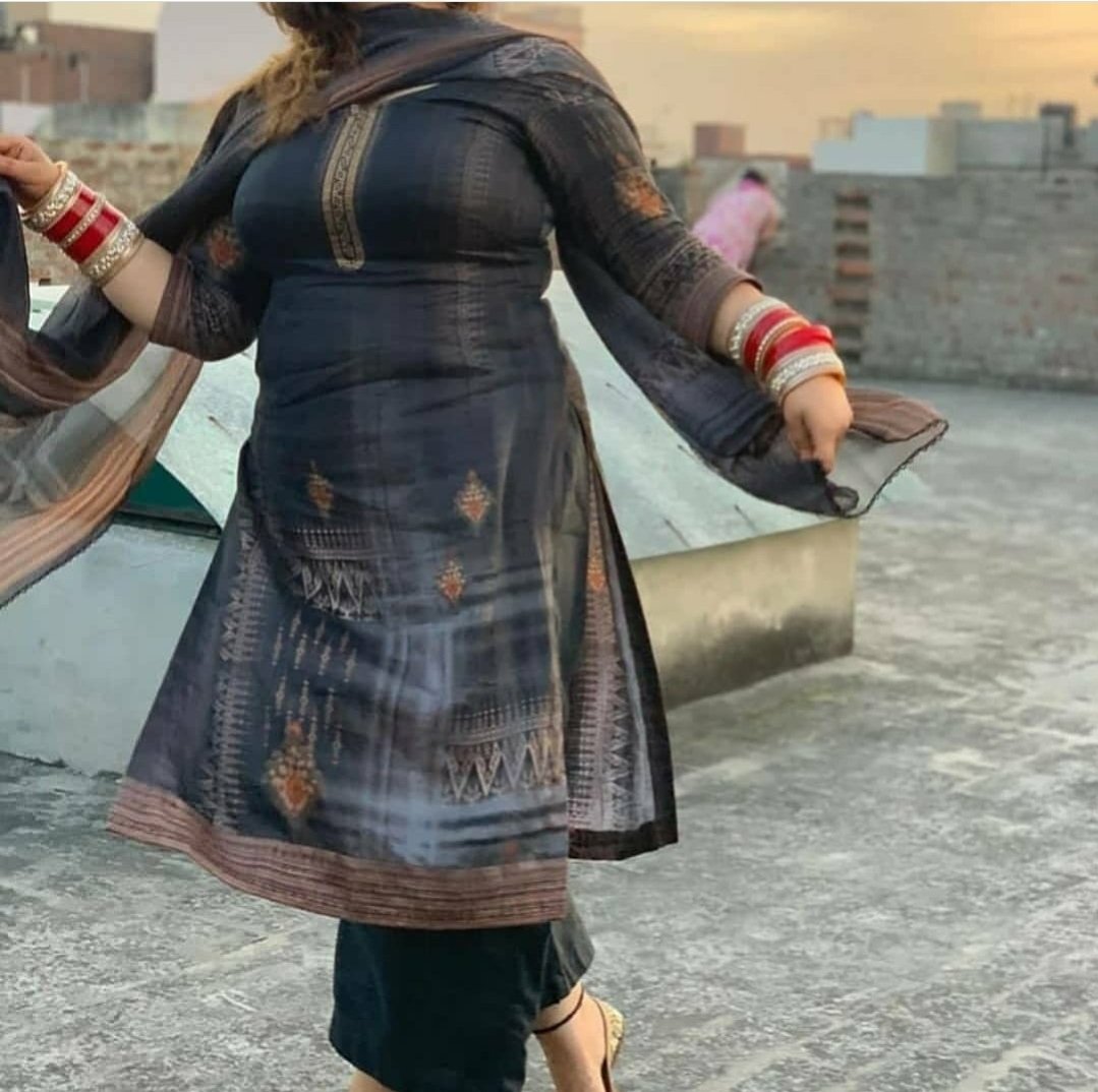 X 上的 Punjabisexchat_punjabilun：「Punjabi sex stories (ਪੰਜਾਬੀ ਭਾਸ਼ਾ nd  English language ch likhia hoia) Lai mnu msg kro inbox ch Jei garm gandia  galla krnia hon taavi sirf Punjaban or couple i msg