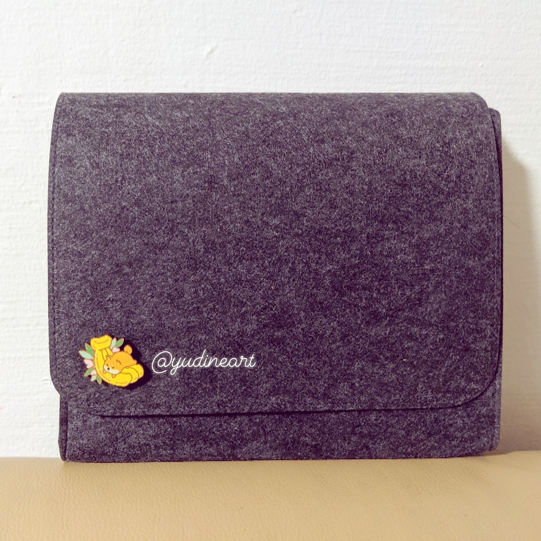 yudineart's tweet photo. Here's my Banana Doge's wood pin! You can pin it on bags and shirts etc~ This is the pin that most people bought on my Etsy! Visit: https://t.co/AyANirJoyZ #woodpin #banana #doge #shibainu #pin https://t.co/3hykKh5O5Q