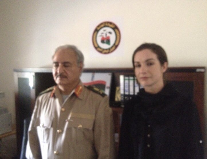 Meeting Haftar in his eastern Libya base soon after he launched his op in 2014. The pics followed a testy interview. His aide took the out of focus pic on left. Tellingly, aide didn’t want to annoy Haftar by taking another one (because Haftar had blinked). I took pic on the right