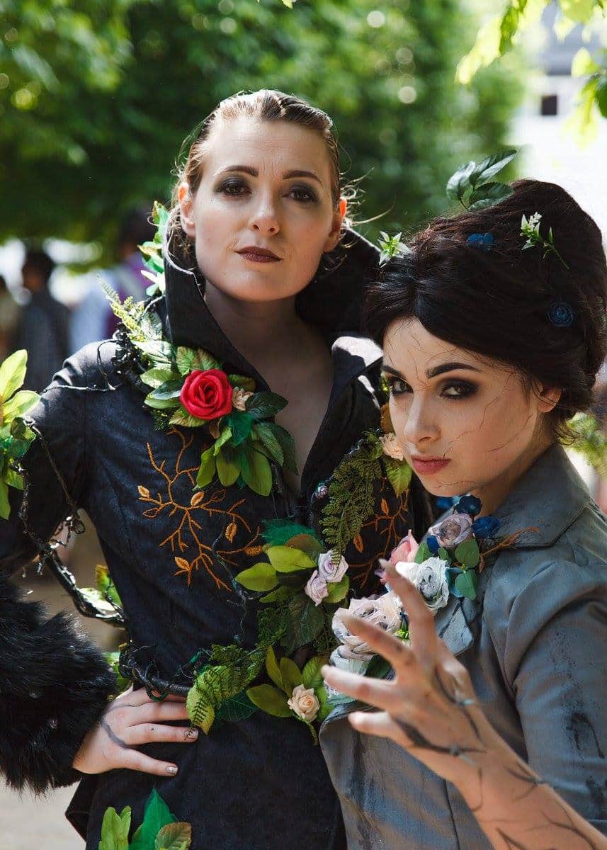 aCatCalledNeko's tweet photo. Hi I'm Natasha, along with my sister Larissa I'm part of a cosplay duo from the UK. We go by the name Twisted Sisters Cosplay.
#CosplayersUnder10k
📸 @SonSonPhotos @takethepics_ @DTJAAAAM & roeezphoto (insta)
#TwilightPrincess #Dishonored #DCBombshells #Soue https://t.co/OmuseDqYEK