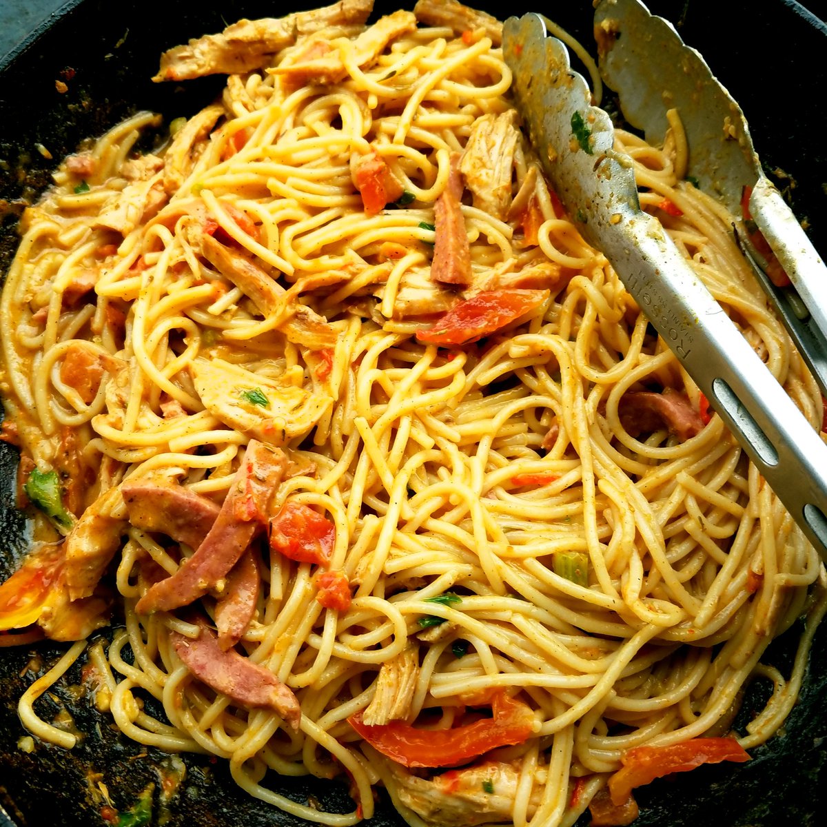 Chef_Isie's tweet photo. How about spicy chicken &amp; Sausage pasta?! #thechowmastersayso #orderwhatyoucrave #pasta #foodieinlagos #MandelaDay https://t.co/6xyQKIfxG0