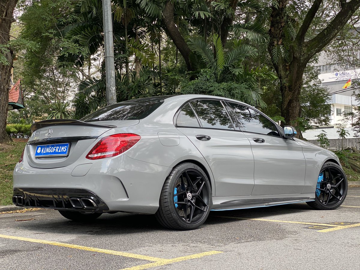 kingofrimsmy's tweet photo. Mercedes W205 C300AMG with New 19 inch HRE FF11 FLOW FORM+ rim
whatsapp me directly https://t.co/oNZrDy5LzS
#mercedesmalaysia #mercedesbenz #benzmalaysia #mercedeslover #mercedeslove #mercedesforlife #w205 #mercedesw205 #w205amg #w205club #w205malaysia #mercedesw205clubmalaysia https://t.co/JlmWNGgev2