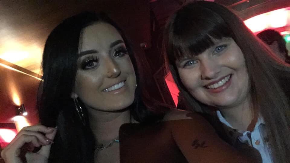 Happy birthday <a href="/AngelGoldOffic/">Angel Gold Official</a> hope you have a lovely day!! Miss you so much❤️💙