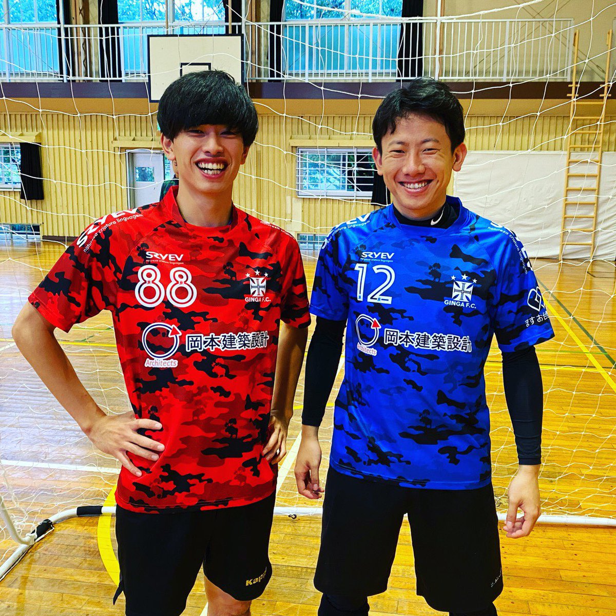 FCGINGAGINGA's tweet photo. 【試合告知】

千葉県フットサルリーグ1部リーグ

第1節7/19(日)
@館山運動公園体育館

12:15k.o
VS TOMMY／uLA．Sta FUTSAL

今シーズン初戦になります！
コロナの影響により観戦はできませんが
応援よろしくお願い致します✊
明日はこの2人がやってくれそうです！
gingafc.futsal@gmail.com https://t.co/CC6QkPMjhM