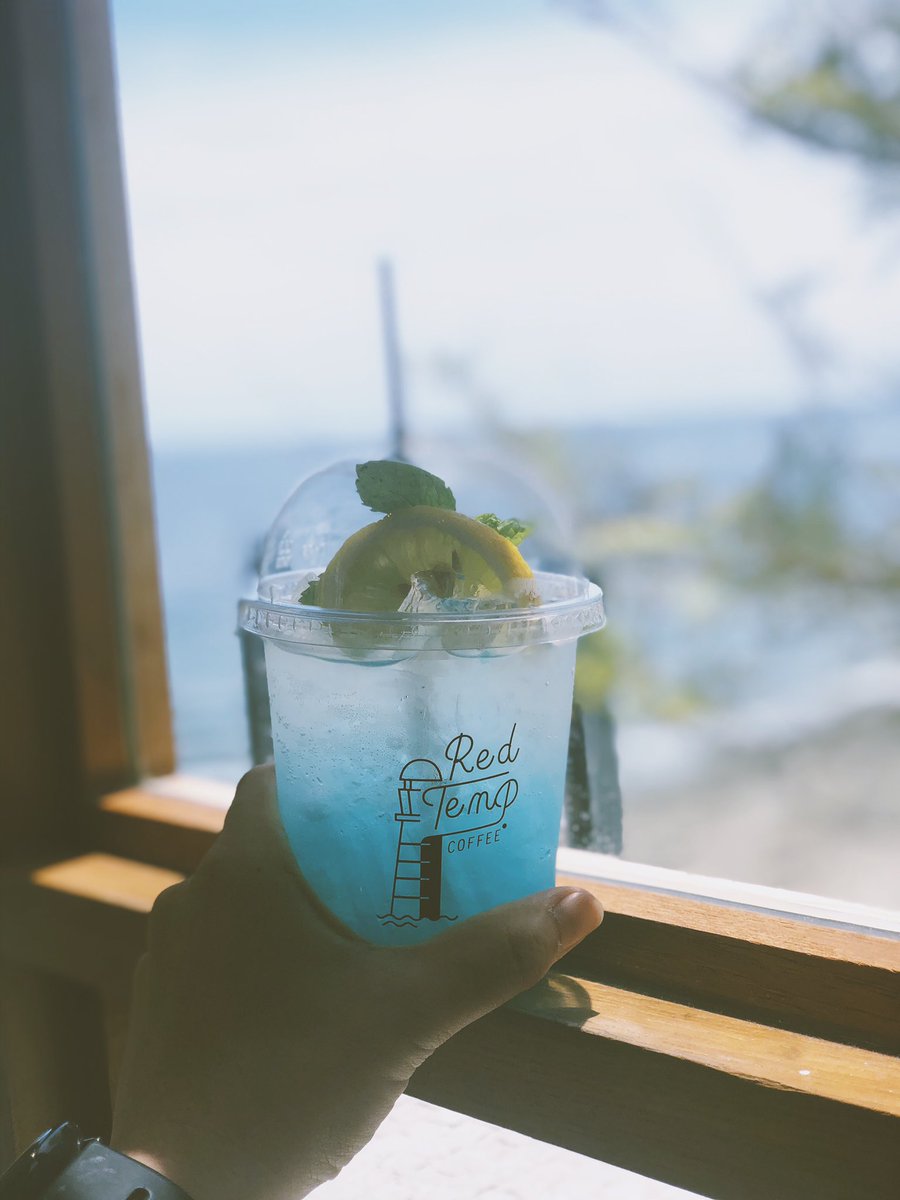 teawganmaiyou's tweet photo. Red Temp Coffee l เขาสามมุข ชลบุรี ☕@aroii
#เที่ยวกันมั้ยยูว์ #ตามนั้นนะยูว์ #RedTempCoffee #รีวิวคาเฟ่ #thailand #travel #travelblogger #bangsaen #travelphotography #amazingไทยเท่ #เขาสามมุข https://t.co/Eaedyv4klr