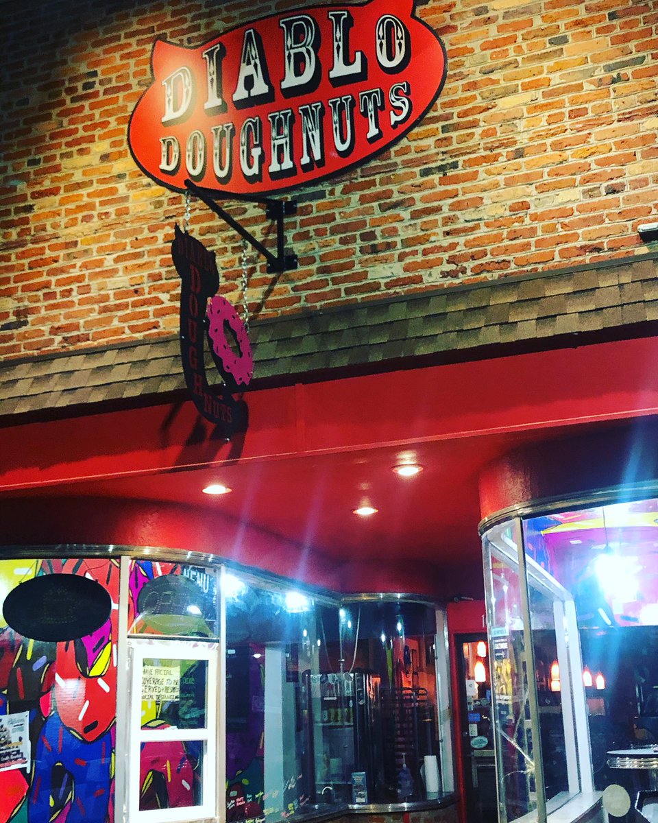 diablodoughnuts's tweet photo. We open at 8am Saturday morning come see us grab some Doughnuts and coffee support you local and best bakery/friends #localasf*ck https://t.co/ukC2cp5N88