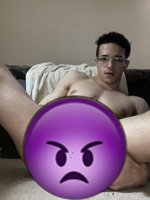 Want to see more? 😏 Go subscribe to my OnlyFans for exclusive content and Live streams! Link is in the<a href="/tag/mvsales"class="tags"><span>#mvsales</span></a><a href="/tag/mvboys"class="tags"><span>#mvboys</span></a>