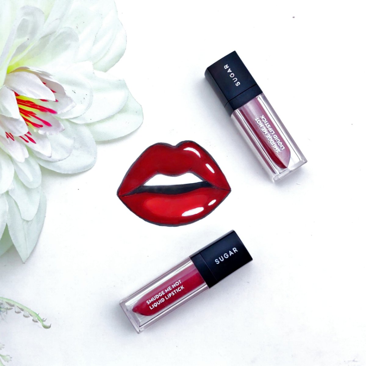 trySUGAR's tweet photo. Getting creative with our favourite shades this weekend! β€οΈ
Snap by: Anjali Parihar
Products used: - Smudge Me Not Liquid Lipstick 01 Brazen Raisin & 03 Tan Fan
#LipstickSwatch #LipsLoveSUGAR #SUGARLipsticks #HighFiveSUGARTurns5 #StayAware #StaySafe https://t.co/1pOTll9HzY