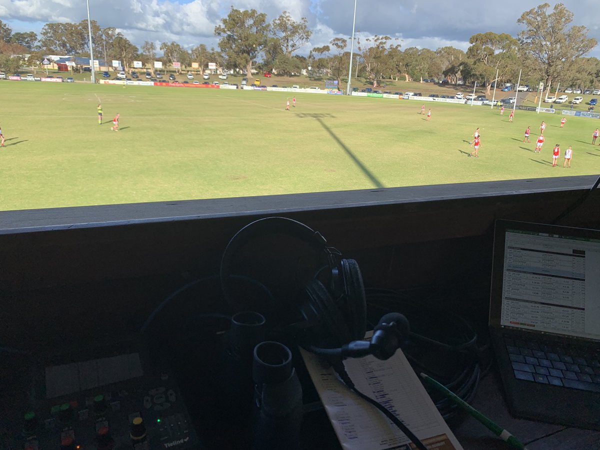 danleachy84's tweet photo. How good is having local footy back!! #swfl2020 @mmmSouthwest @SouthBunbury https://t.co/bBlwPu3Z4D