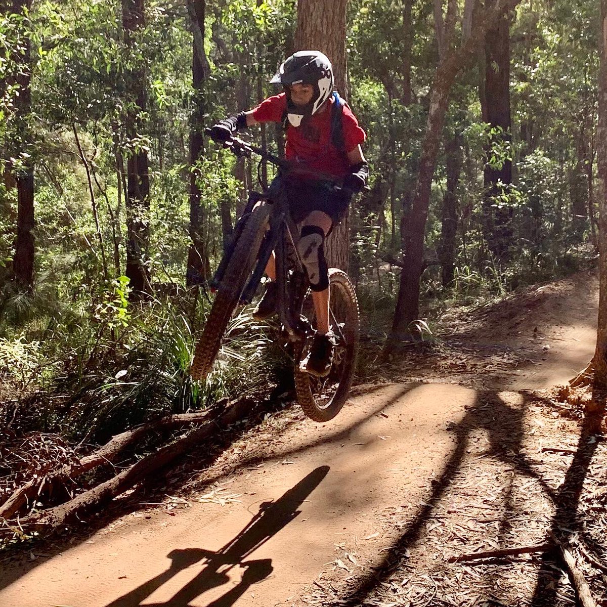 BareCoffeeCo's tweet photo. Another great #barecoffeemtb day with the boys at #sugarbagmtbtrails
#mtb #mtbtrails #ridemtb #emtb #mtblife #getoutside #sunshinecoast #queensland #ridebikes #meridamtb #meridae160limited #norcosight #norcomtb #giantmtb https://t.co/ZOHtzoWgCJ